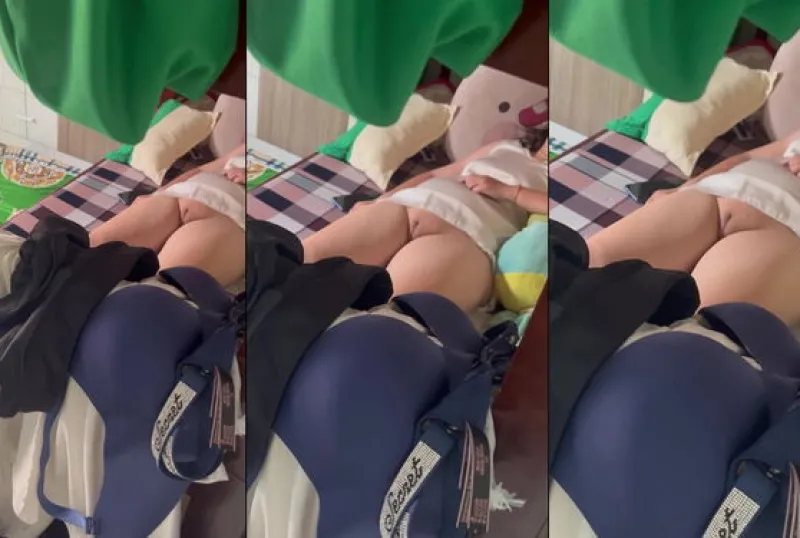 Em hàng xóm đi ngủ không mặc gì còn không khoá cửa